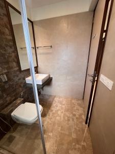 Bathroom Image of 2700 Sq.ft 5 BHK Apartment / Flat for sale in Supreme Melange, Dadar East Mumbai for Rs. 140000000