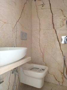 Common Bathroom Image of 1800 Sq.ft 4 BHK Apartment / Flat for sale in Khar West Mumbai for Rs. 115000000
