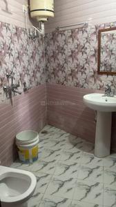 Bathroom Image of 2500 Sq.ft 2 BHK Builder Floor for rent in Udhampur Town Udhampur for Rs. 15000