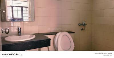 Bathroom Image of 2000 Sq.ft 4 BHK Independent House for rent in Vatika India Next, Sector 82 Gurgaon for Rs. 35000