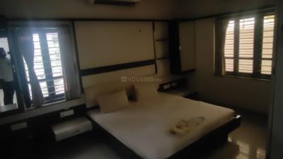 Bedroom Image of 5200 Sq.ft 3 BHK Villa for rent in Zundal Ahmedabad for Rs. 57000