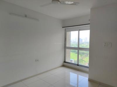 Bedroom Image of 800 Sq.ft 2 BHK Apartment / Flat for rent in Godrej Emerald, Thane West Thane for Rs. 28000