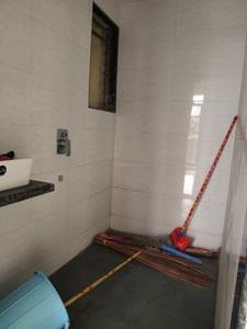 Common Bathroom Image of 640 Sq.ft 1 BHK Apartment / Flat for sale in Shiv Corner, Taloja Navi Mumbai for Rs. 3350000