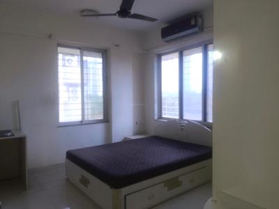 Bedroom Image of 980 Sq.ft 3 BHK Apartment / Flat for rent in Evershine Millennium Paradise, Kandivali East Mumbai for Rs. 70000