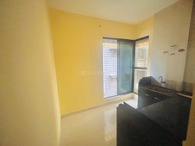 Kitchen Image of 656 Sq.ft 1 BHK Apartment / Flat for rent in Dombivli East Thane for Rs. 12000