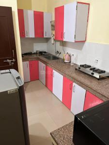 Kitchen Image of 1500 Sq.ft 3 BHK Builder Floor for rent in Mahmoorganj Varanasi for Rs. 27000