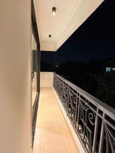 Balcony Image of 3033 Sq.ft 3 BHK Builder Floor for sale in Green Park Extension New Delhi for Rs. 75000000