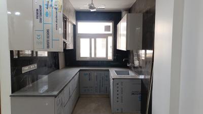Kitchen Image of 1125 Sq.ft 3 BHK Builder Floor for sale in Swaraj Homes RWA Chittaranjan Park Block P, Chittaranjan Park New Delhi for Rs. 27500000