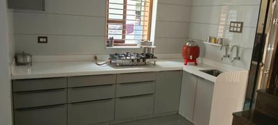 Kitchen Image of 2250 Sq.ft 4 BHK Independent House for sale in Thaltej Ahmedabad for Rs. 26500000
