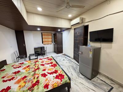 Bedroom Image of 850 Sq.ft 1 RK Builder Floor for rent in Bhai Randhir Singh Nagar Ludhiana for Rs. 12000