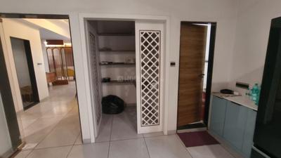 Bedroom Image of 1350 Sq.ft 3 BHK Penthouse for rent in Priyanka Green Emerald, New Alkapuri Vadodara for Rs. 35000
