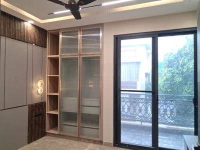 Bedroom Image of 1350 Sq.ft 3 BHK Builder Floor for sale in Paschim Vihar New Delhi for Rs. 28000000