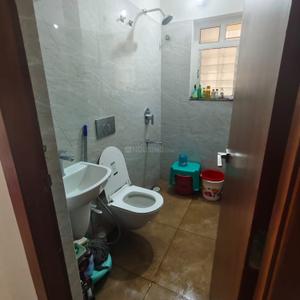 Bathroom Image of 1046 Sq.ft 2 BHK Apartment / Flat for sale in Lake Town Kolkata for Rs. 7000000