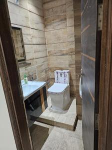 Bathroom Image of 2025 Sq.ft 8 BHK Independent House for sale in Paschim Vihar New Delhi for Rs. 115000000