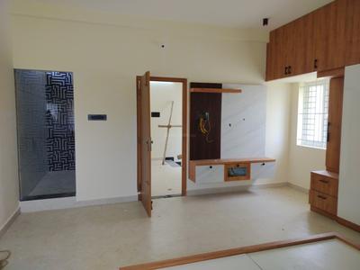 Bedroom Image of 2100 Sq.ft 3 BHK Independent House for sale in KNG Pudur Coimbatore for Rs. 13000000