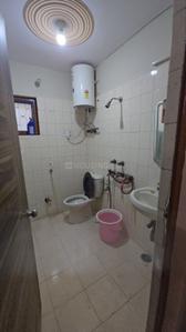 Bathroom Image of 1050 Sq.ft 2 BHK Apartment / Flat for sale in Swaraj Homes Bharat Petroleum Apartment, Sector 62 Noida for Rs. 12500000