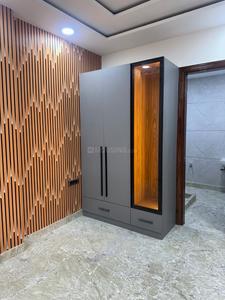 Bedroom Image of 900 Sq.ft 3 BHK Builder Floor for sale in Sector 4 Rohini New Delhi for Rs. 3800000