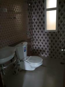Bathroom Image of 1382 Sq.ft 3 BHK Apartment / Flat for sale in Purvanchal Royal City, Chi V Greater Noida for Rs. 19000000
