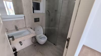 Image of 870 Sq.ft 2 BHK Apartment / Flat for rent in Kanakia Paris, Bandra East, Mumbai for Rs. 140000