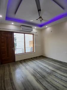 Bedroom Image of 2550 Sq.ft 3 BHK Builder Floor for rent in Sector 51 Gurgaon for Rs. 55000