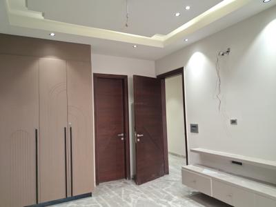 Bedroom Image of 2250 Sq.ft 4 BHK Builder Floor for sale in Paschim Vihar New Delhi for Rs. 45500000
