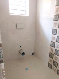 Common Bathroom Image of 886 Sq.ft 2 BHK Apartment / Flat for sale in Joka Kolkata for Rs. 4000000