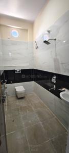 Bathroom Image of 1000 Sq.ft 2 BHK Independent House for rent in Neel Matha Lucknow for Rs. 8500
