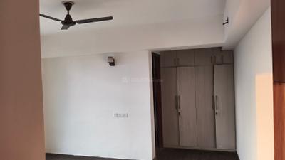 Bedroom Image of 2275 Sq.ft 3 BHK Apartment / Flat for rent in Sunworld Arista, Sector 168 Noida for Rs. 47000