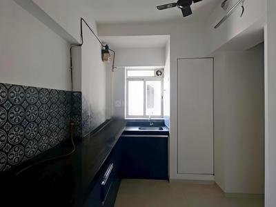 Kitchen Image of 965 Sq.ft 2 BHK Apartment / Flat for rent in Lodha Amara, Kolshet Thane for Rs. 37000