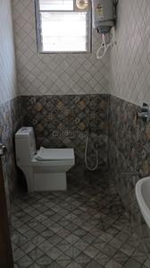 Bathroom Image of 1600 Sq.ft 3 BHK Apartment / Flat for rent in Usmanpura Aurangabad for Rs. 30000