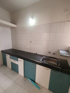Kitchen Image of 850 Sq.ft 2 BHK Apartment / Flat for rent in Lunkad Zodiac, Viman Nagar Pune for Rs. 35000