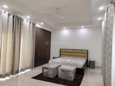 Bedroom Image of 3600 Sq.ft 4 BHK Builder Floor for rent in Green Park Extension New Delhi for Rs. 325000