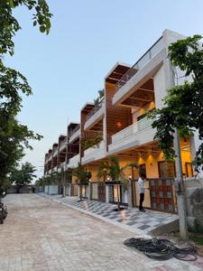 Image of 3800 Sq.ft 5 BHK Independent House for sale in Gandhi Path West, Jaipur for Rs. 24100000