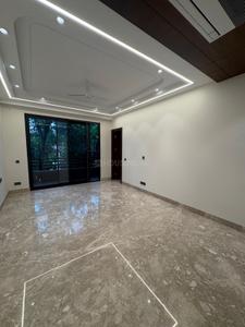 Hall Image of 2700 Sq.ft 4 BHK Builder Floor for sale in Kailash Colony New Delhi for Rs. 135000000