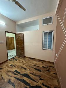 Bedroom Image of 750 Sq.ft 2 BHK Builder Floor for rent in Nipania Indore for Rs. 16000