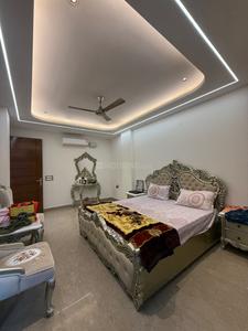 Bedroom Image of 2500 Sq.ft 4 BHK Builder Floor for rent in Vasant Kunj New Delhi for Rs. 150000