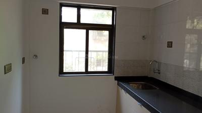 Kitchen Image of 450 Sq.ft 1 BHK Apartment / Flat for rent in Desai And Varma Dinkar Prasad Building, Vile Parle East Mumbai for Rs. 56000