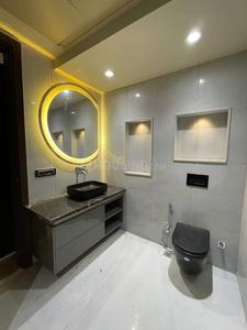 Bathroom Image of 4518 Sq.ft 4.5 BHK Builder Floor for sale in DLF City Phase 1, DLF Phase 1 Gurgaon for Rs. 80000000