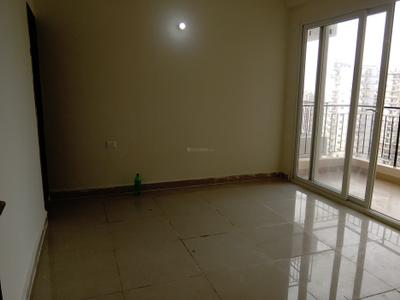 Bedroom Image of 1650 Sq.ft 3 BHK Apartment / Flat for sale in Amrapali Crystal Homes Phase 1, Sector 76 Noida for Rs. 22000000