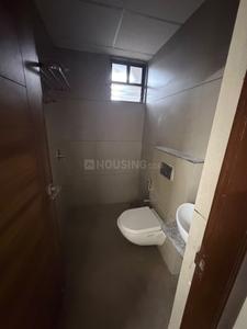 Bathroom Image of 1800 Sq.ft 3 BHK Apartment / Flat for rent in Pramukh Shypram Sky, Chanakyapuri Ahmedabad for Rs. 50000
