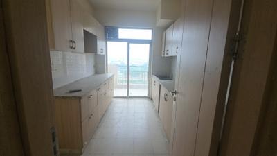 Kitchen Image of 1940 Sq.ft 3 BHK Apartment / Flat for sale in DLF Express Greens, Manesar Gurgaon for Rs. 16000000