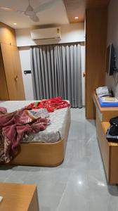 Bedroom Image of 1242 Sq.ft 2 BHK Apartment / Flat for sale in Goyal Vishal Tower, Prahlad Nagar Ahmedabad for Rs. 9500000