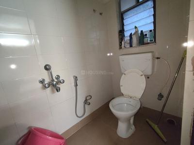 Bathroom Image of 1000 Sq.ft 3 BHK Apartment / Flat for sale in Kasba Kolkata for Rs. 7000000