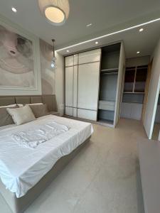 Bedroom Image of 2000 Sq.ft 3 BHK Apartment / Flat for sale in Bhagwati Celestria, Airoli Navi Mumbai for Rs. 26000000