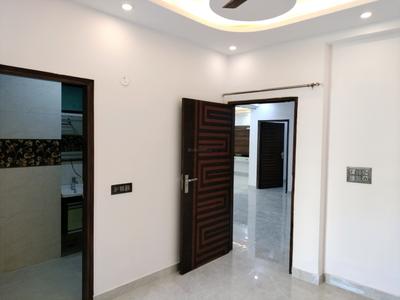 Bedroom Image of 2200 Sq.ft 4 BHK Apartment / Flat for sale in CGHS ShivLok Apartment by CGHS Group, Sector 6 Dwarka New Delhi for Rs. 31500000