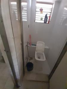 Bathroom Image of 500 Sq.ft 1 BHK Builder Floor for rent in Ghatlodiya Ahmedabad for Rs. 18000