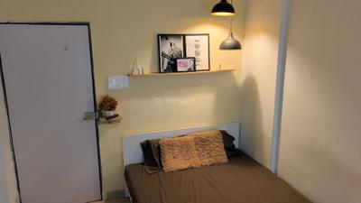 Bedroom Image of 400 Sq.ft 1 RK Apartment / Flat for rent in Popular Heights 2, Koregaon Park Pune for Rs. 23000