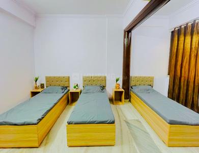 Bedroom Image of 800 Sq.ft 2 BHK Apartment / Flat for rent in Sion Mumbai for Rs. 72000