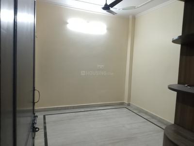 Bedroom Image of 650 Sq.ft 1 BHK Builder Floor for rent in Dwarka Mor New Delhi for Rs. 11500