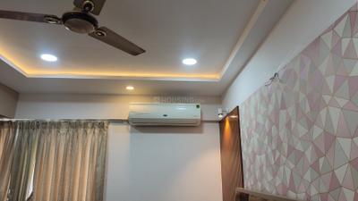 Bedroom Image of 1040 Sq.ft 2 BHK Apartment / Flat for rent in Pride Kingsbury Phase III, Charholi Budruk Pune for Rs. 37000
